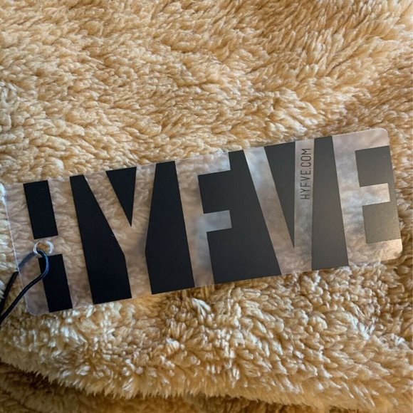 Hyfve Womens Fuzzy Cropped Hoodie Brown Tan Med - Picture 9 of 10